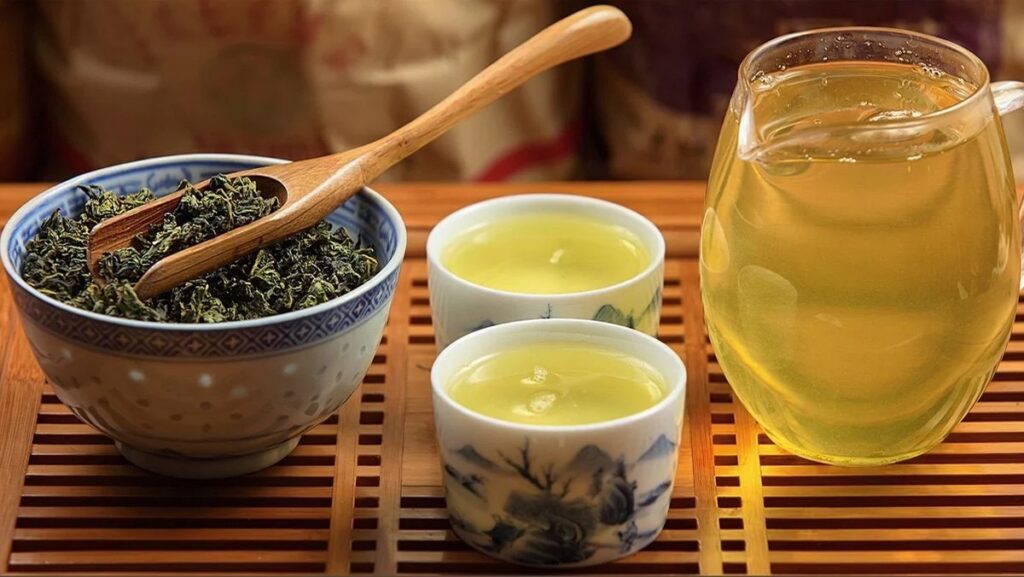 Uống trà khô có tốt không? Lợi ích và những lưu ý khi uống